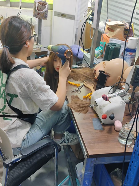 ulpbestsexdoll.com Silicone head hair transplant 2